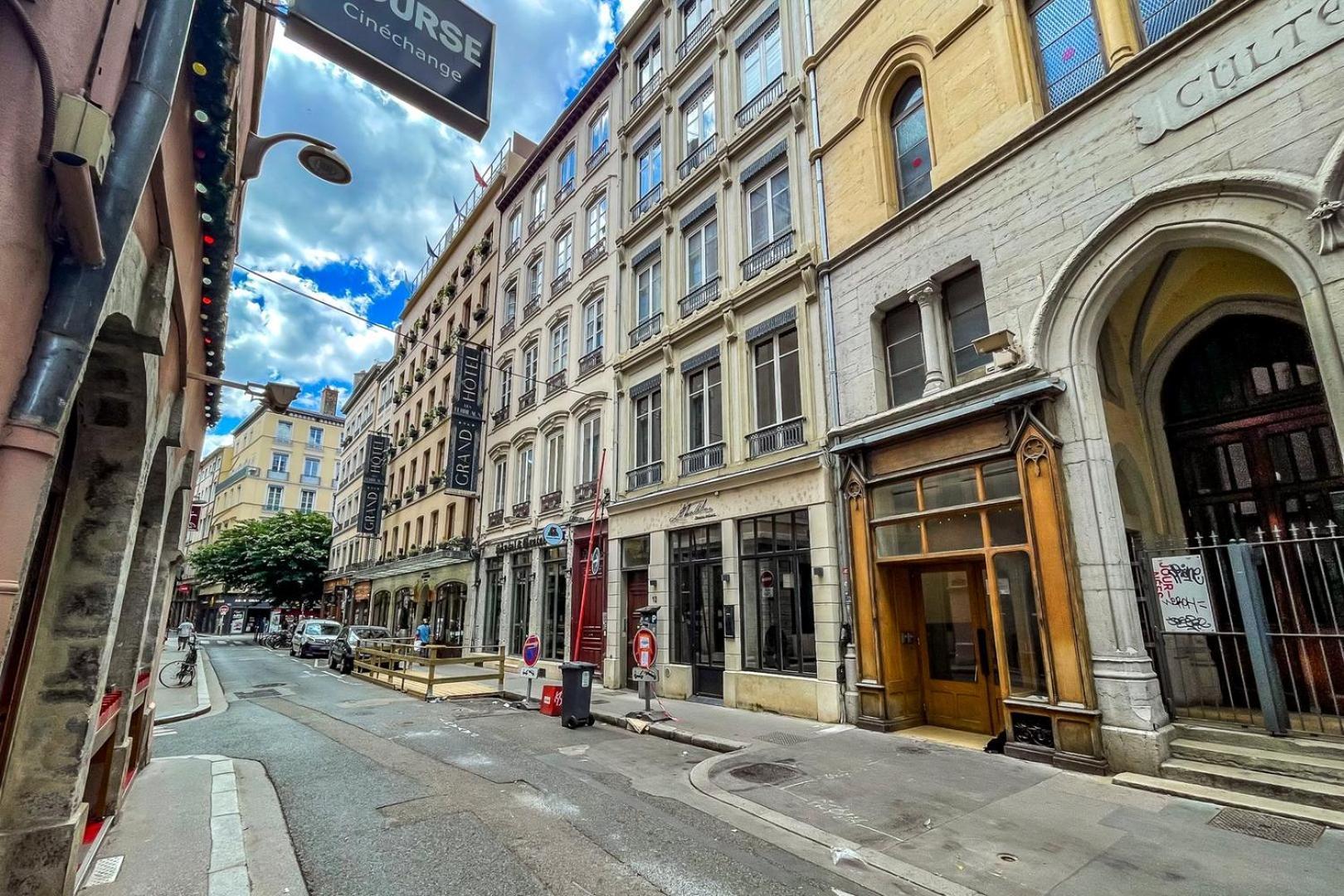 Le Centrale Ail Lione Esterno foto