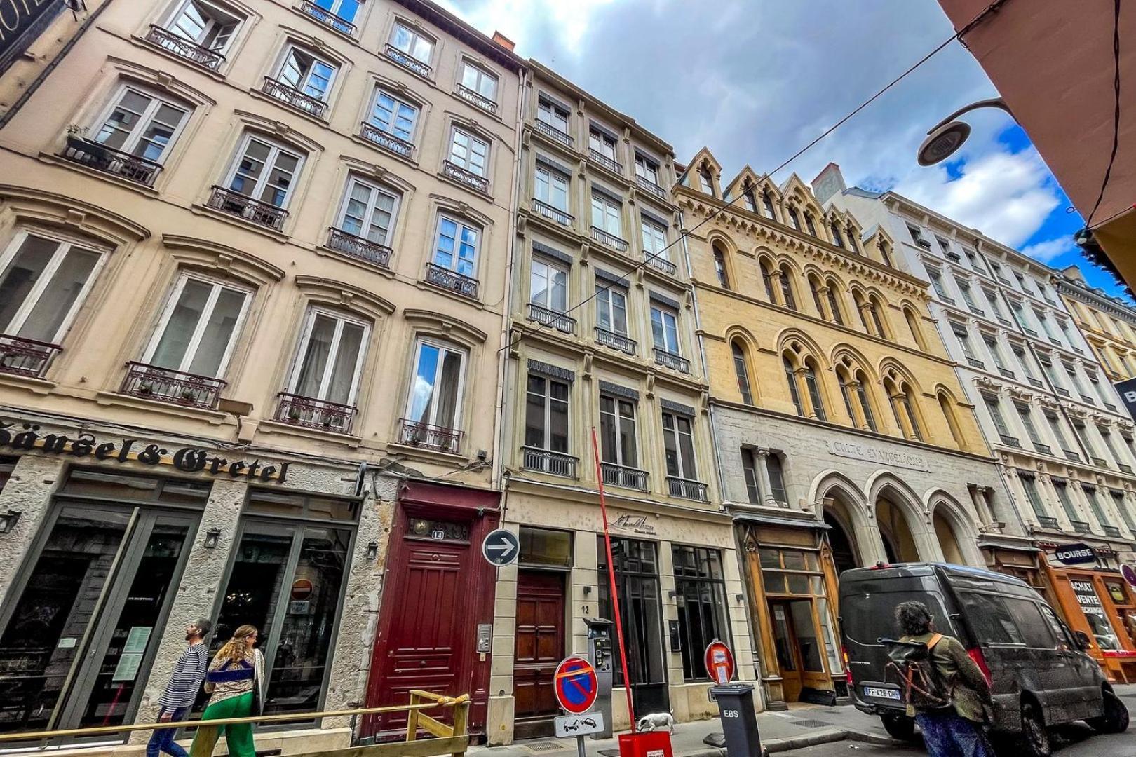 Le Centrale Ail Lione Esterno foto
